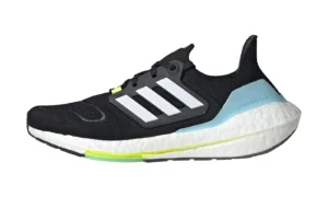 ULTRABOOST 22 WMNS "Black"