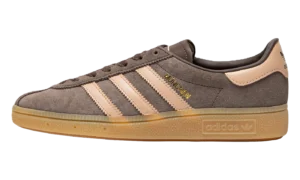 Munchen SE WMNS "Earth Strata Halo Blush Gum"