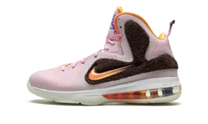 LeBron 9 "King of LA (2022)"