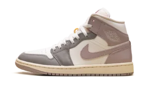 Air Jordan 1 Mid WMNS "Enigma Stone / Particle Rose"
