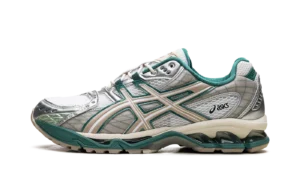 GEL-Nimbus 10.1 "White/Rainy Lake"