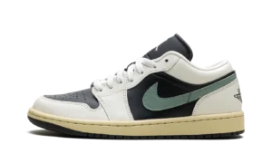 Air Jordan 1 Low WMNS "Jade Smoke"