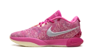LeBron 21 "The World Is Your Oyster"