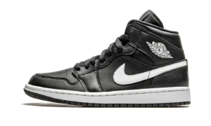 AIR JORDAN 1 MID WMNS "Black / White"