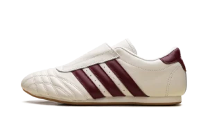 Taekwondo WMNS "off white/noble maroon/GUM 3"