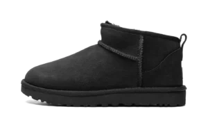 CLASSICS ULTRA MINI WMNS "Triple Black"