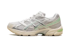 GEL-1130 WMNS "Pale Oak Menthol"