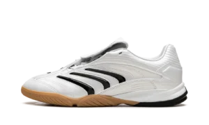 Predator Sala "Zero Metallic Black Gum"