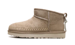 Classic Ultra Mini Biarritz Boot WMNS "Mustard Seed"
