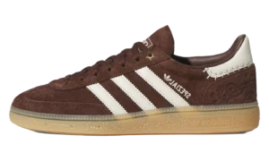 Handball Spezial WMNS "Auburn Off White Gum"